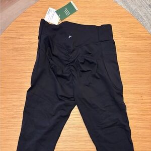 HALARA Black Leggings - Butt Scrunch/Booty Lifting NWT